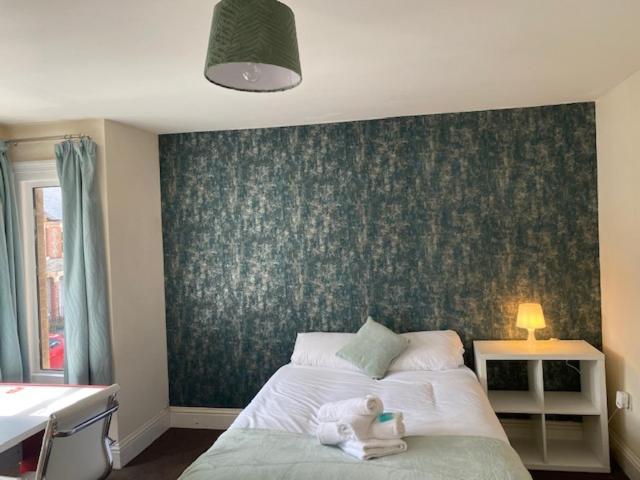 Berks Luxury Serviced Apartments,5 Bedrooms, 5 Double Beds, 2 Bathrooms, Free Super Fast Wifi & Parking Earley Exteriér fotografie