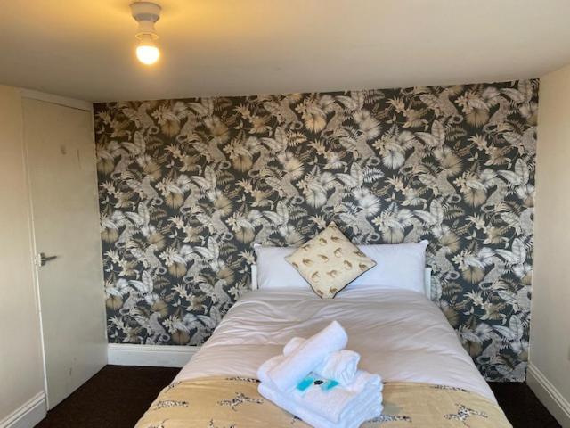Berks Luxury Serviced Apartments,5 Bedrooms, 5 Double Beds, 2 Bathrooms, Free Super Fast Wifi & Parking Earley Exteriér fotografie