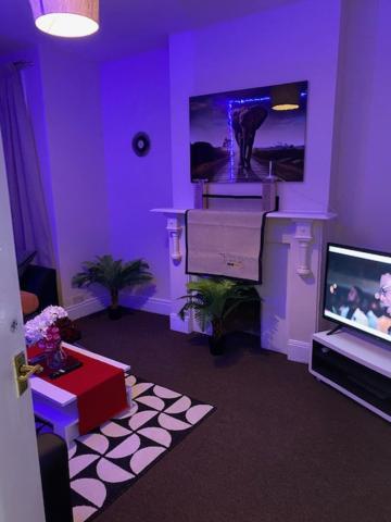 Berks Luxury Serviced Apartments,5 Bedrooms, 5 Double Beds, 2 Bathrooms, Free Super Fast Wifi & Parking Earley Exteriér fotografie